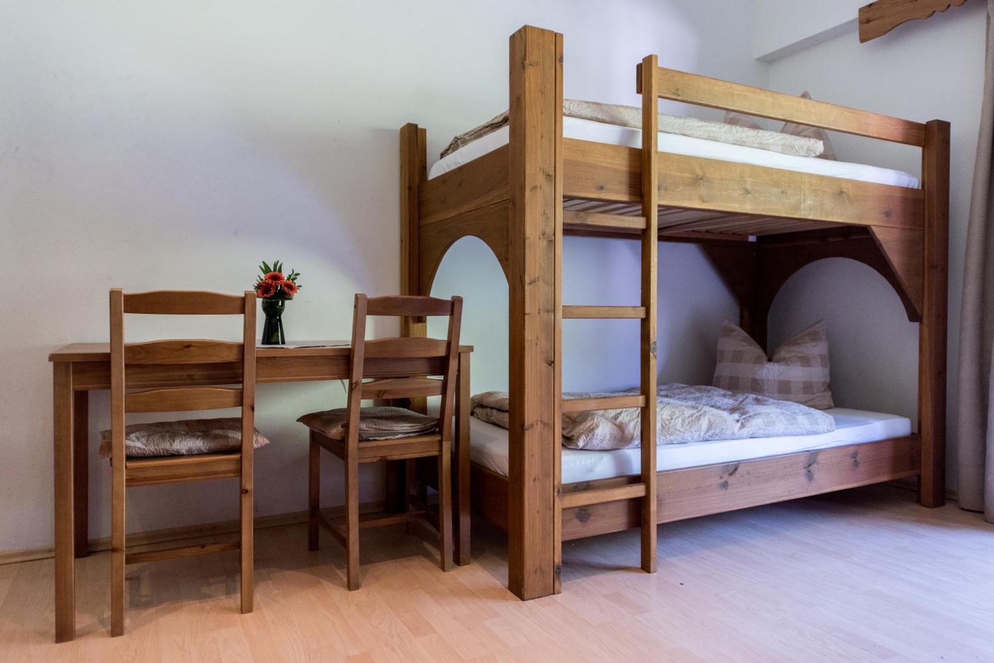 Almhof Baumgarten Bed & Breakfast 3*
